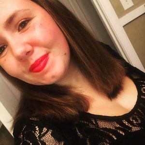 Meet your Posher, Heidi